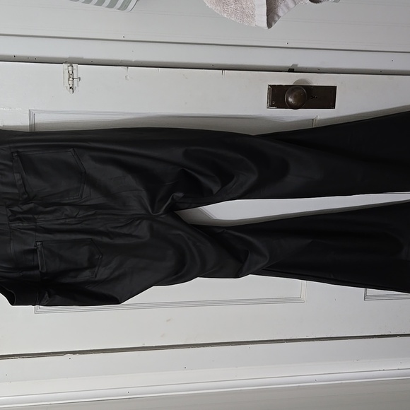 TORRID Black Faux Leather Signature Waist Womens Bootleg Pants PLUS SIZE 4 - Picture 5 of 6